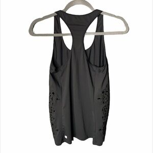Fabletics Floral Eyelet Workout Tank Black‎